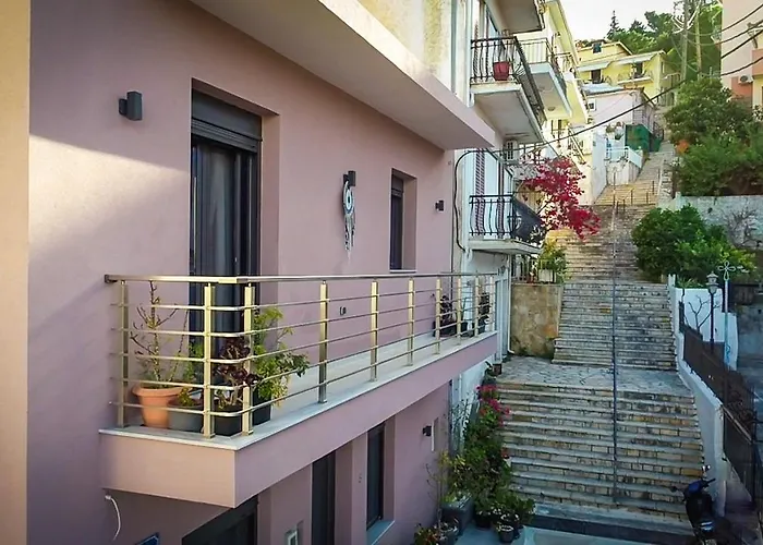 Nefeli Zante